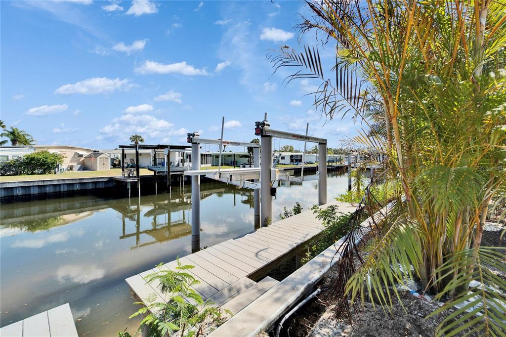 6536 Simone Shores Circle Apollo Beach, FL 33572 - Photo 91 of 94