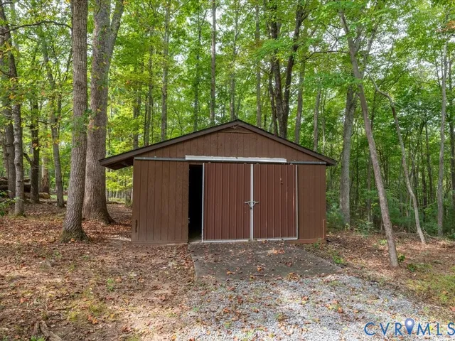 $255,000 | 7068 Porters Road, Esmont, VA 22937