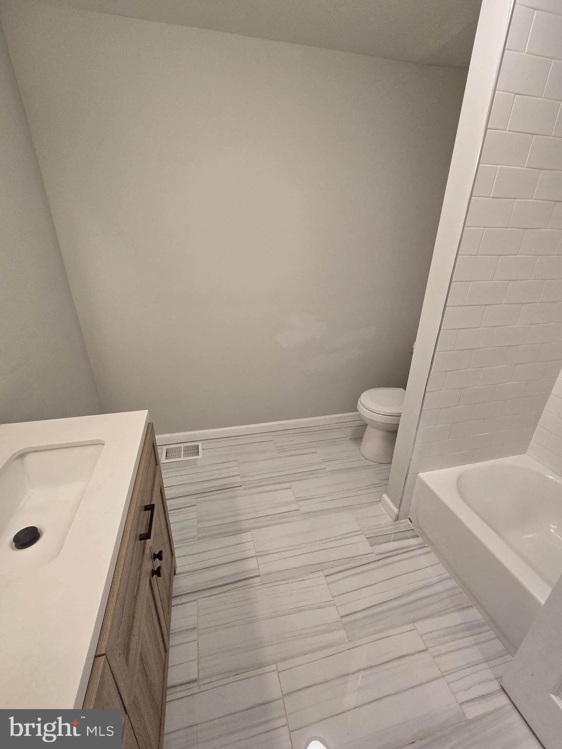 5625 Crowson Street Philadelphia, PA 19144 - Photo 27 of 31