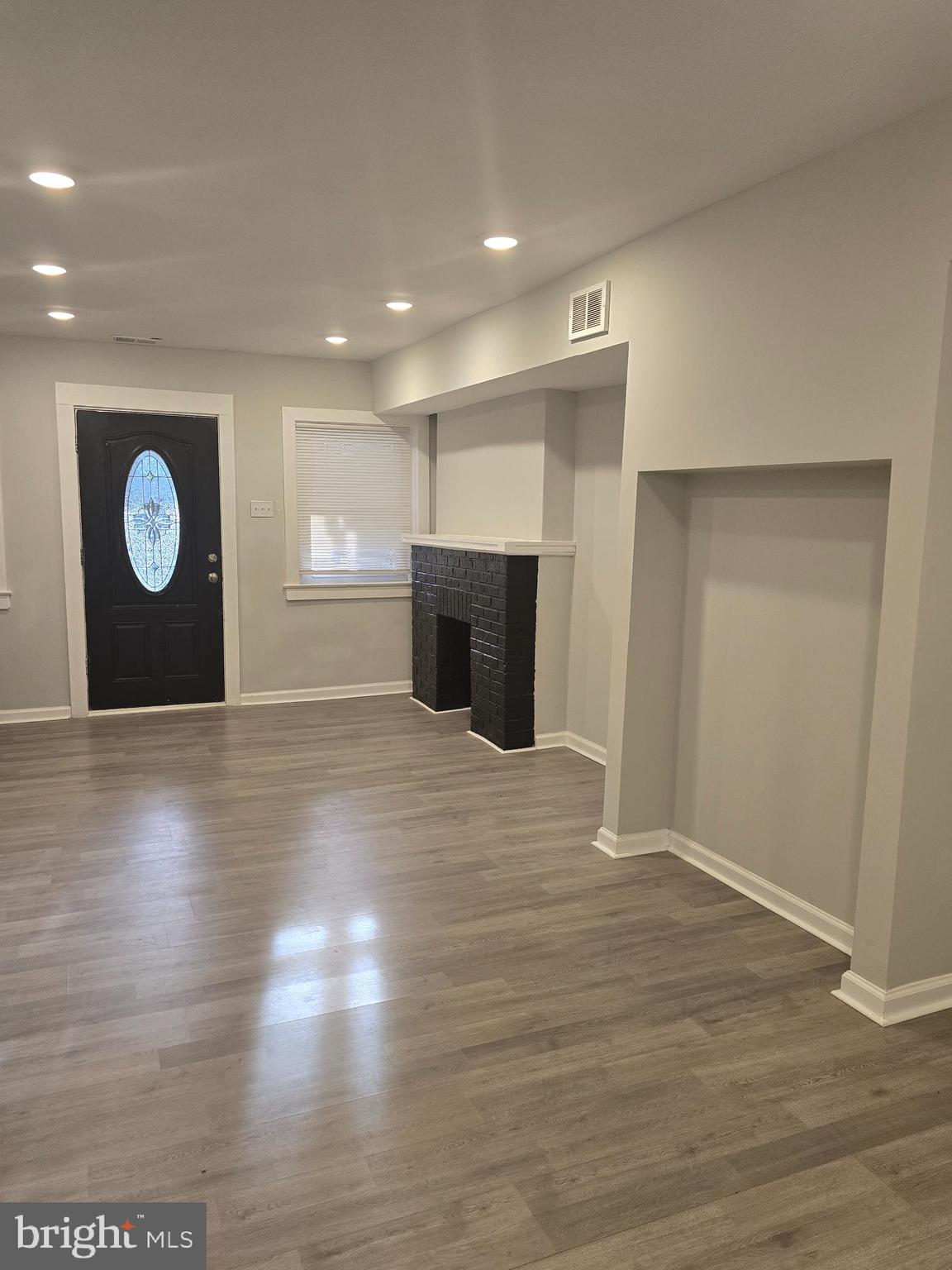 5625 Crowson Street Philadelphia, PA 19144 - Photo 6 of 31