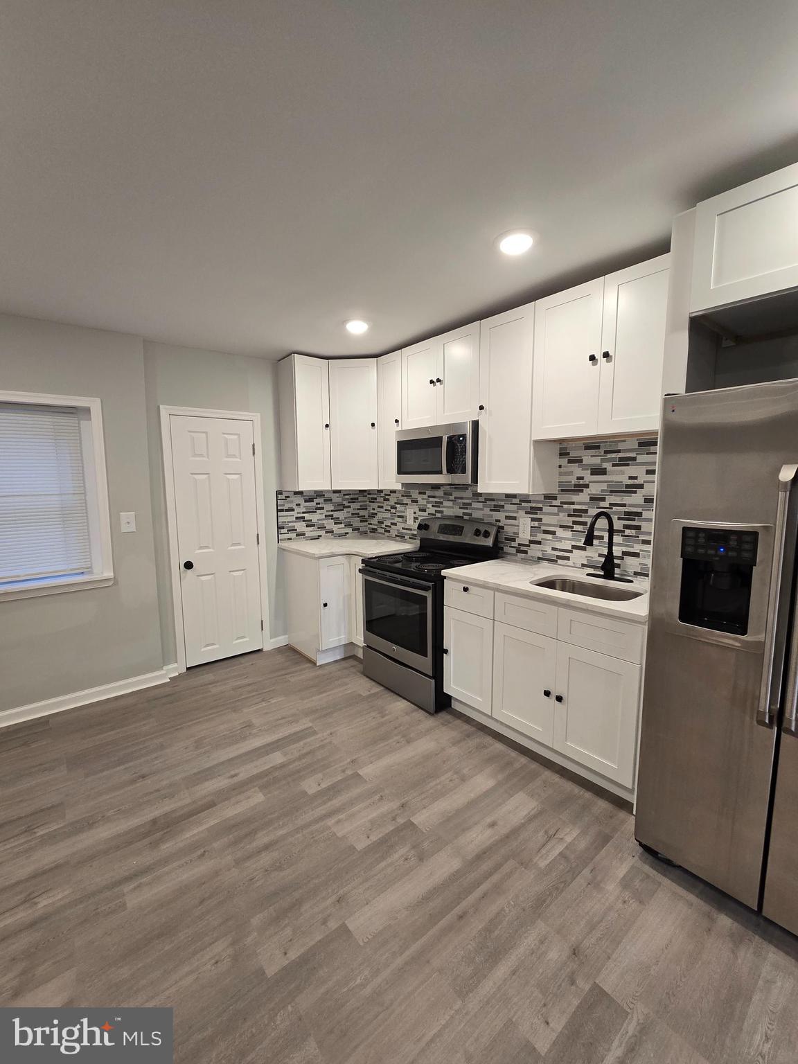 5625 Crowson Street Philadelphia, PA 19144 - Photo 9 of 31