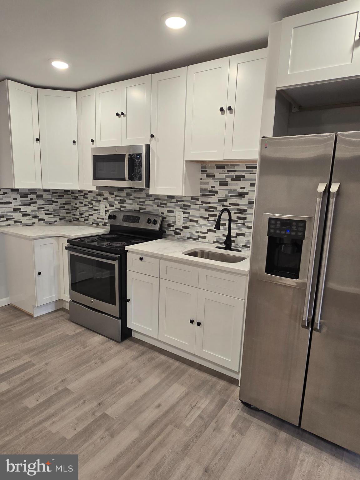 5625 Crowson Street Philadelphia, PA 19144 - Photo 10 of 31
