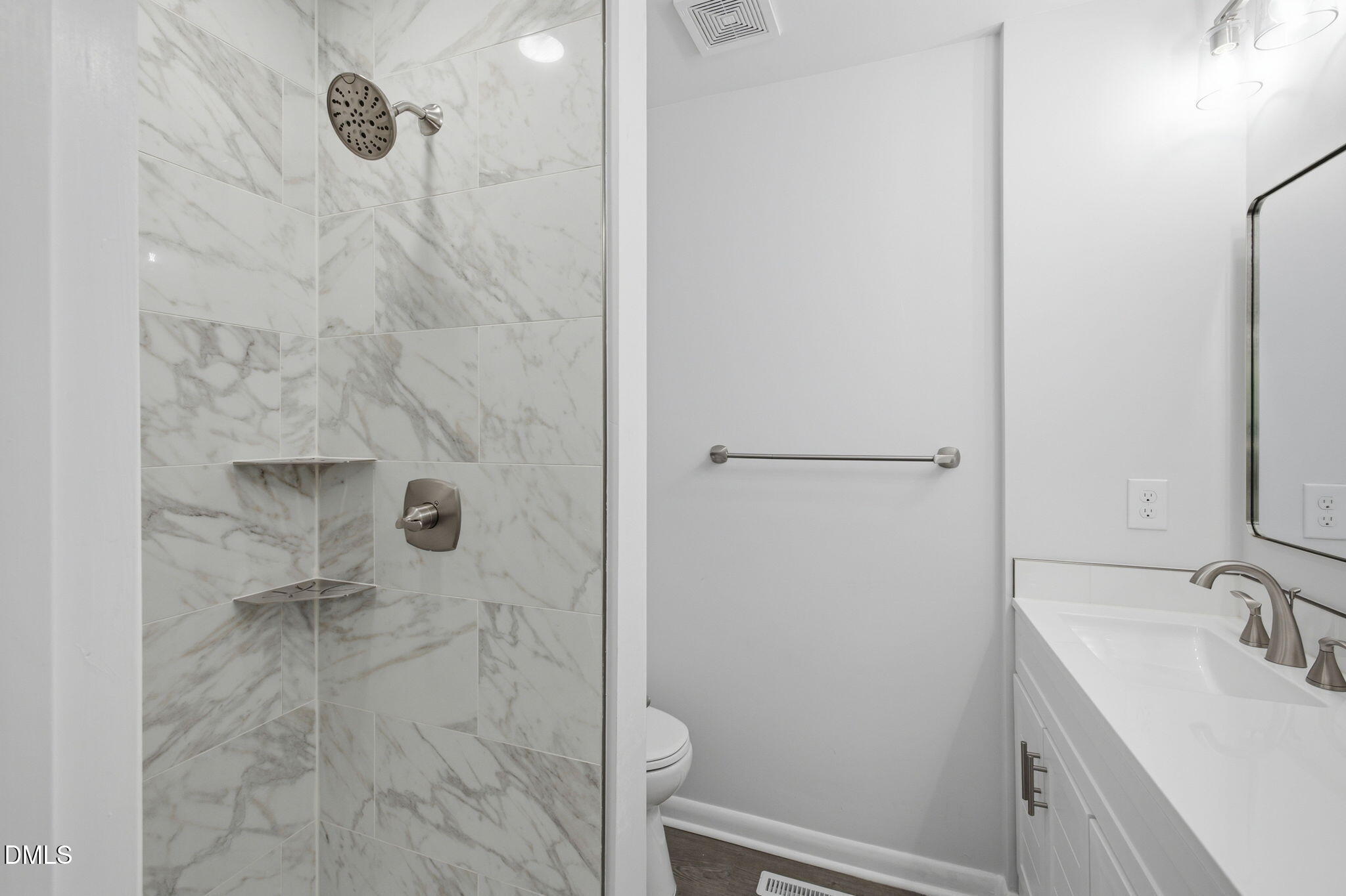 3716 Rivermont Road Durham, NC 27712 - Photo 9 of 43 43-web-or-mls-DX3A8880