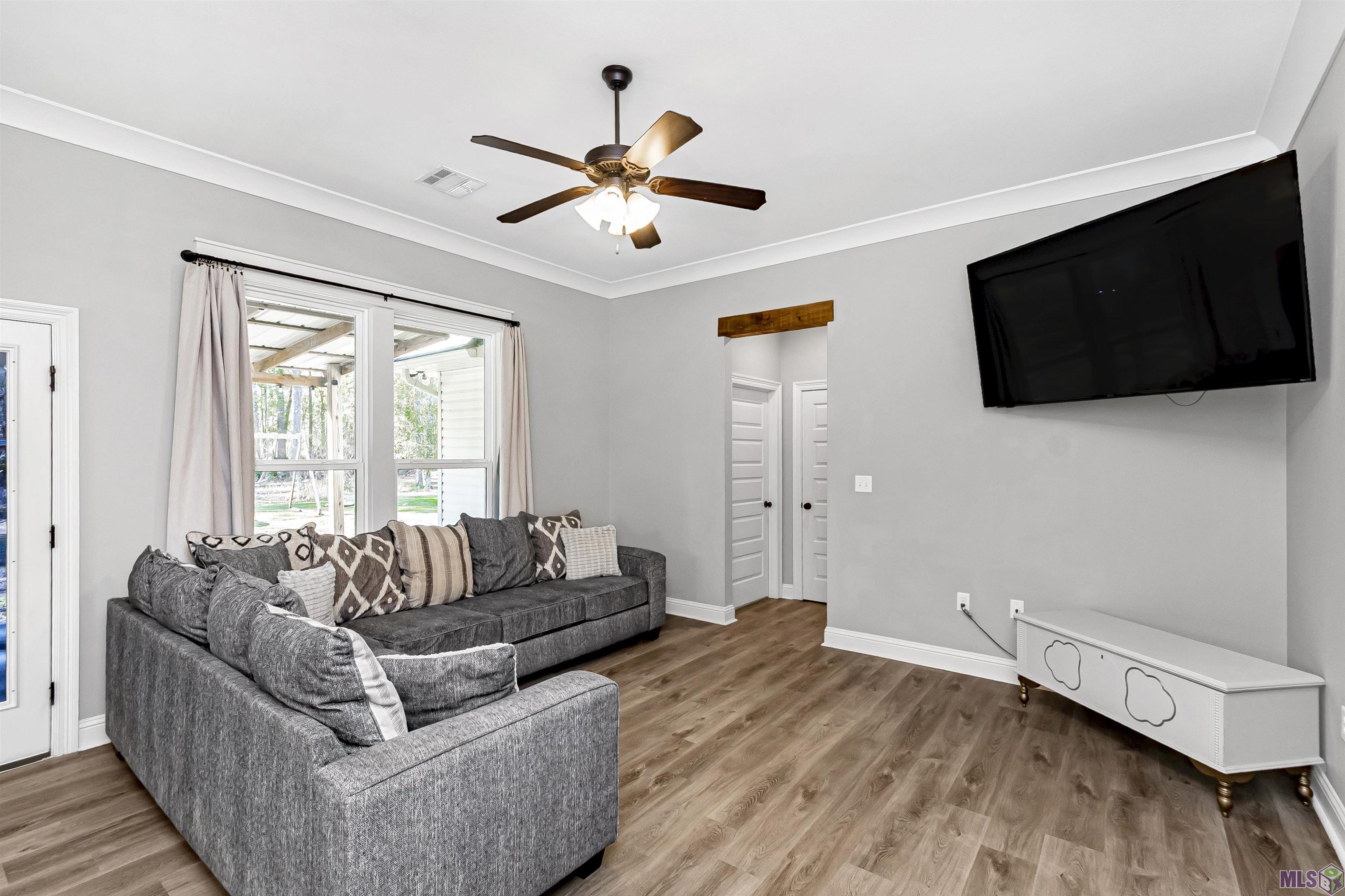 12652 Brown Road Denham Springs, LA 70726 - Photo 4 of 30 Gallery Image 4