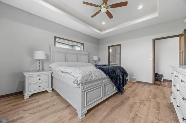 $675,000 | 6884 21st Street South, Fargo, ND 58104