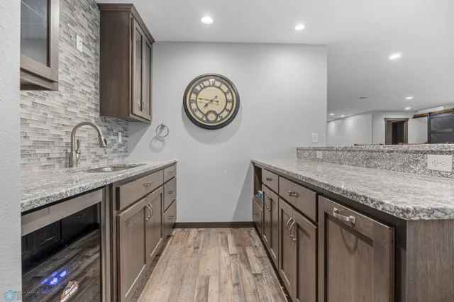 $675,000 | 6884 21st Street South, Fargo, ND 58104