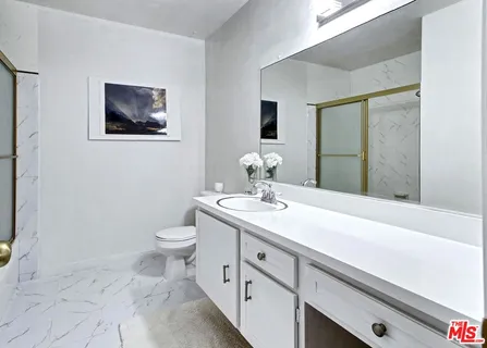 $838,000 | 911 North Kings Road, Unit 310, West Hollywood, CA 90069