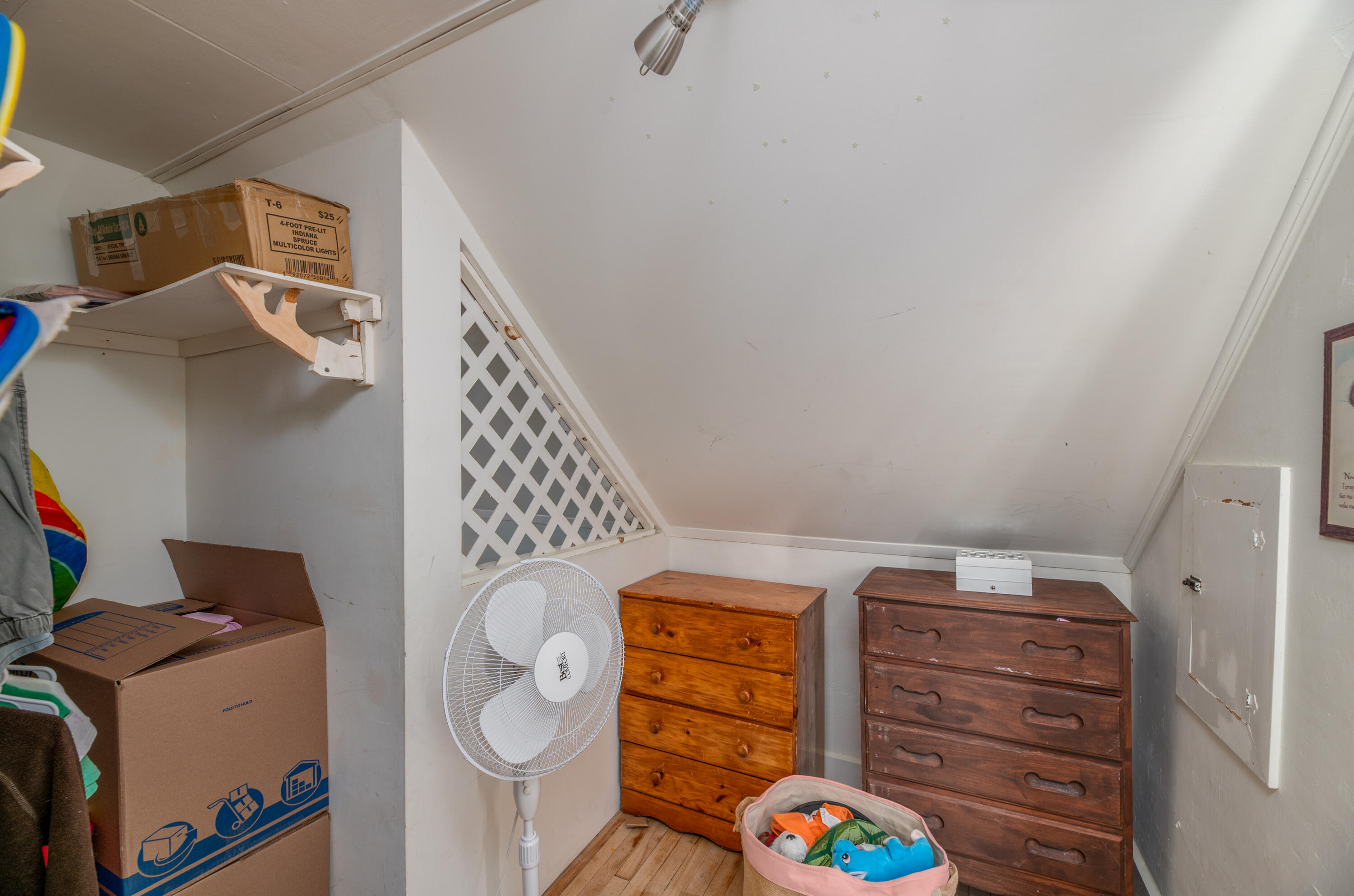 51 High Street Houlton, ME 04730 - Photo 28 of 49 Interior27