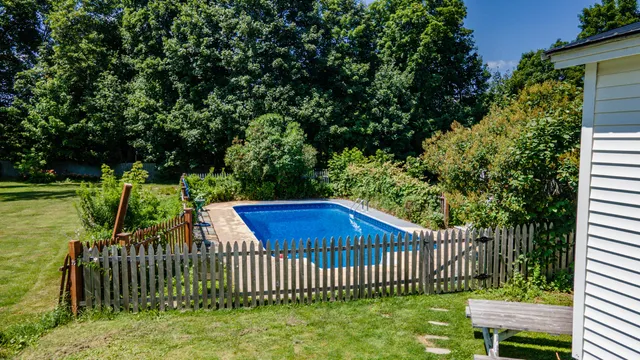 $184,900 | 51 High Street, Houlton, ME 04730