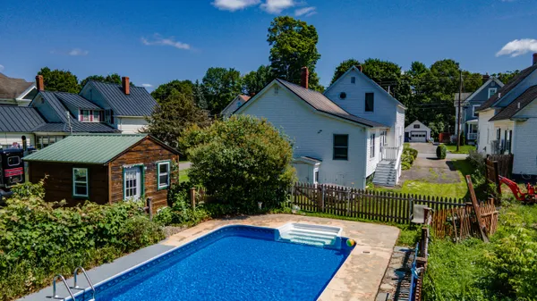 $182,400 | 51 High Street, Houlton, ME 04730