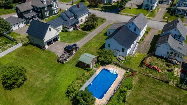 $182,400 | 51 High Street, Houlton, ME 04730