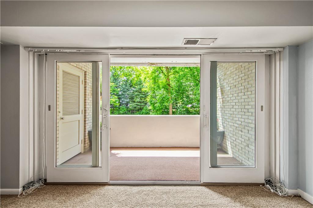 55 Highland Road, Unit 205 Bethel Park, PA 15102 - Photo 5 of 34