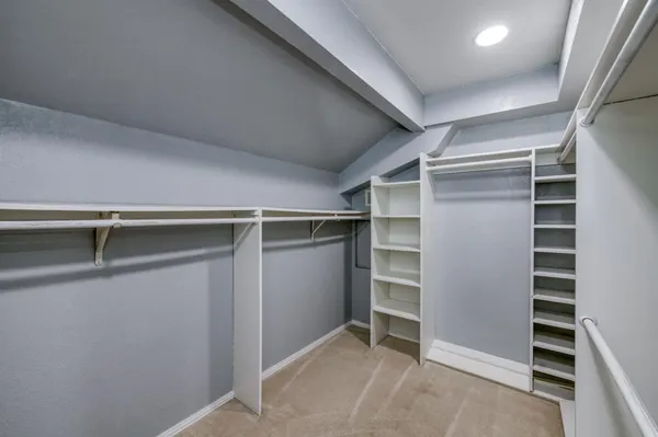 $1,299,000 | 541 North De Wolf Avenue, Fresno, CA 93737