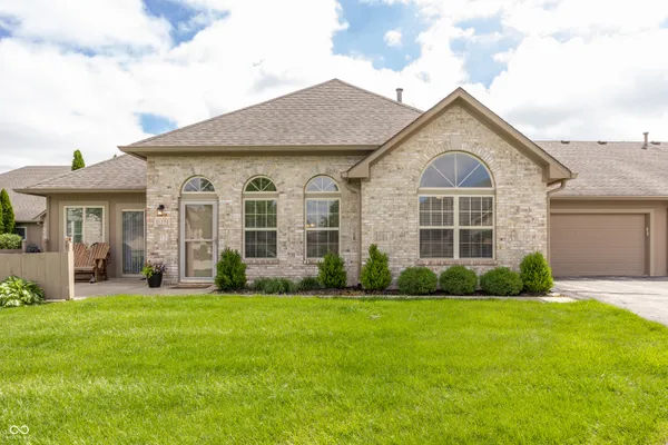 $325,000 | 11251 Abington Place, Fishers, IN 46038