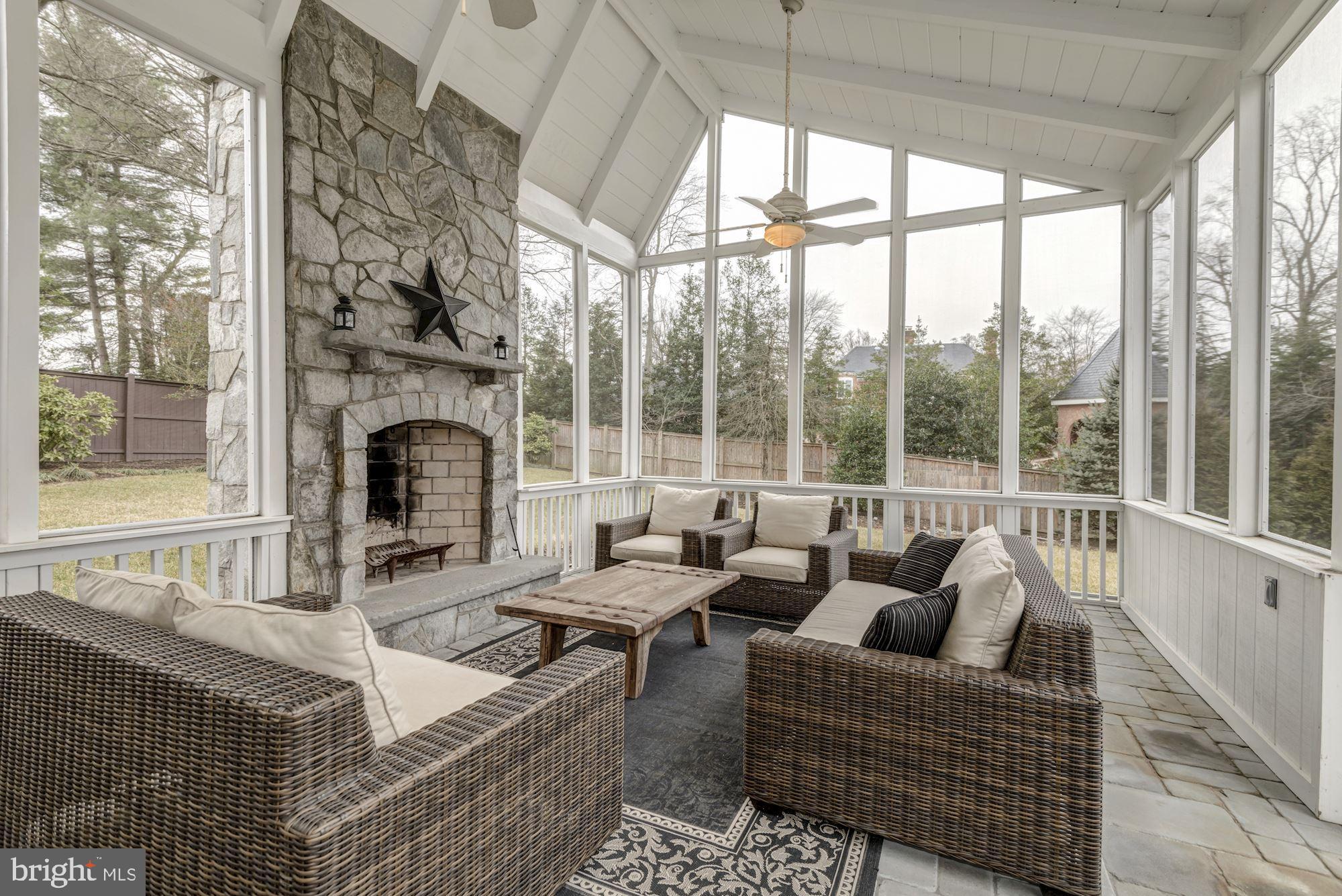 1122 Litton Lane McLean, VA 22101 - Photo 17 of 57