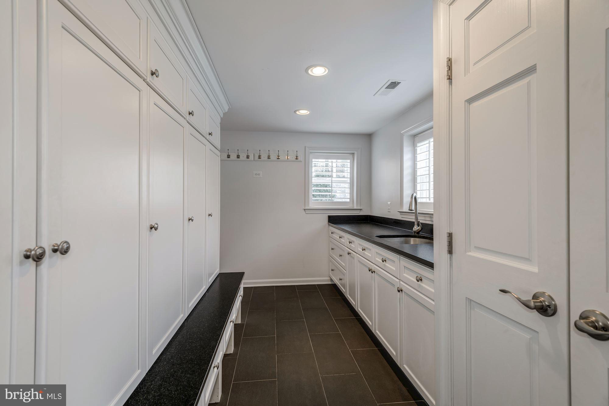 1122 Litton Lane McLean, VA 22101 - Photo 30 of 57