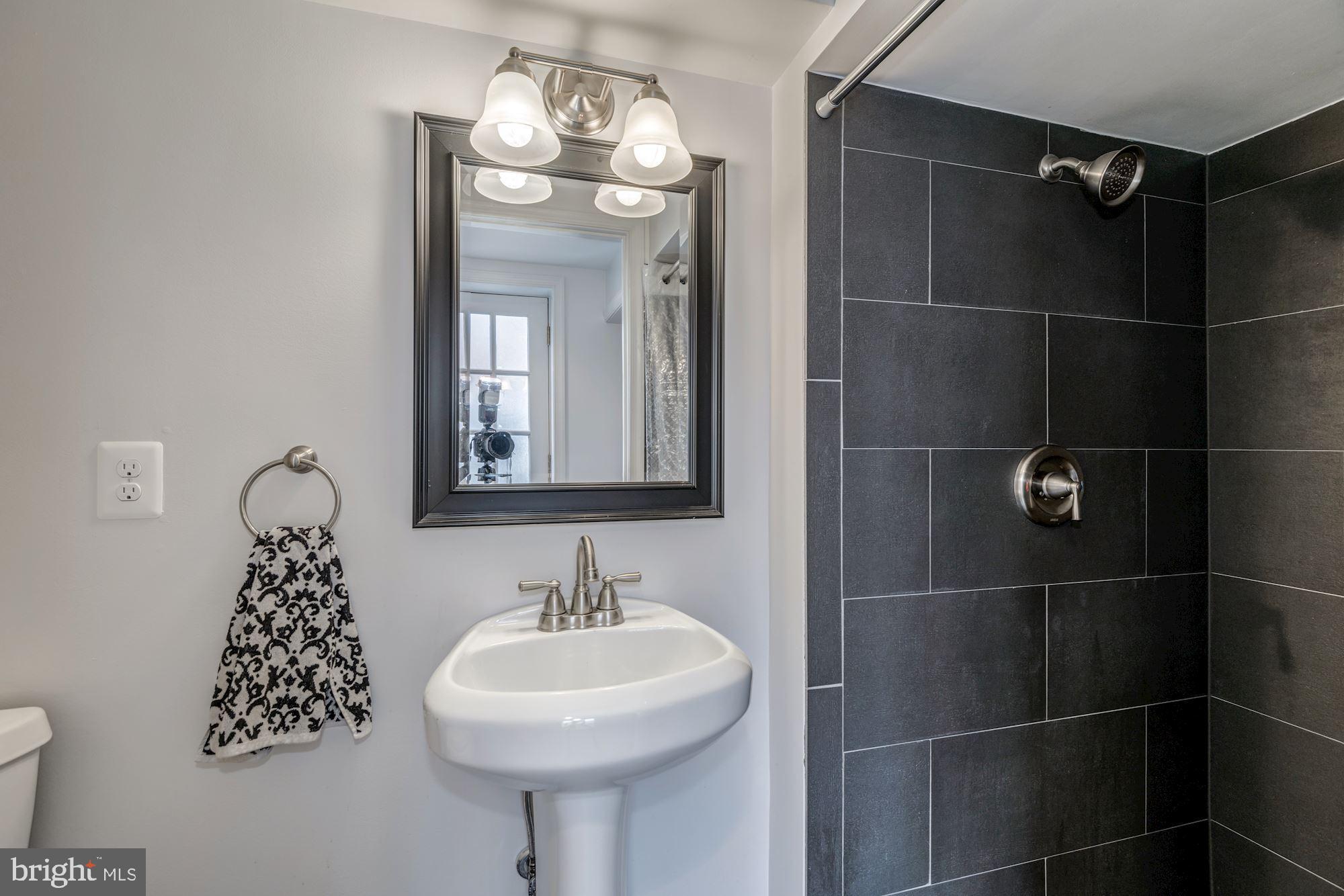 1122 Litton Lane McLean, VA 22101 - Photo 31 of 57