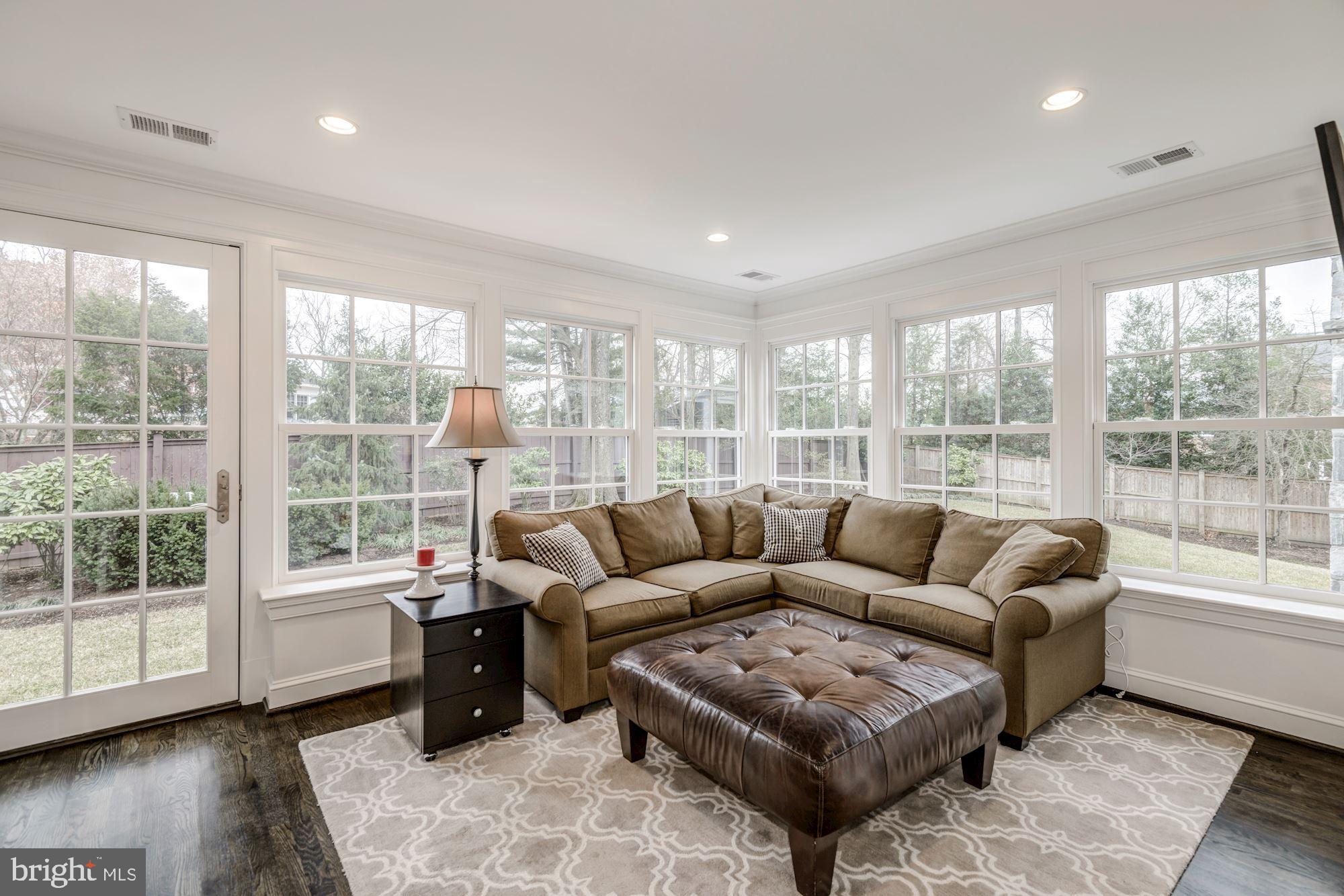 1122 Litton Lane McLean, VA 22101 - Photo 35 of 57