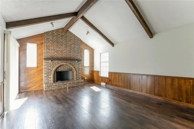 $1,980 | 1501 North Aztec Avenue, Independence, MO 64056