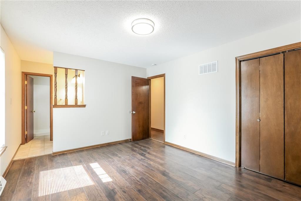 1501 North Aztec Avenue Independence, MO 64056 - Photo 9 of 17