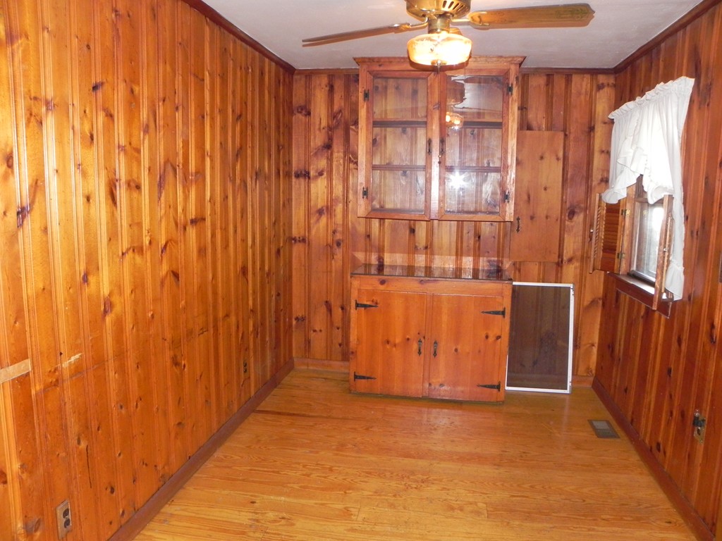 10 Appletree Road Danvers, MA 01923 - Photo 8 of 29 Gallery Image 8