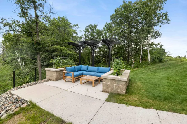 $149,000 | 7084 Glory Road South, Unit 309, Baxter, MN 56425