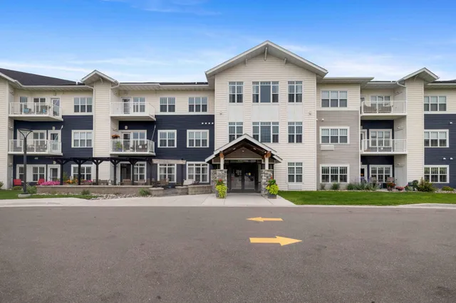 $149,000 | 7084 Glory Road South, Unit 309, Baxter, MN 56425