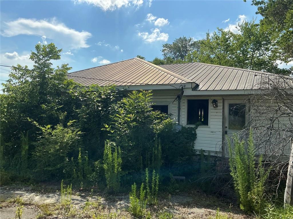 153 Henderson Bend Road Northwest Calhoun, GA 30701 - Photo 3 of 8