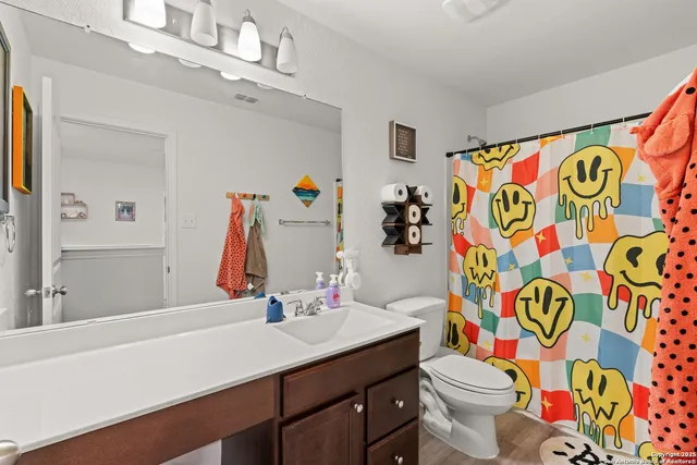 $275,000 | 6583 Runaway Row, Converse, TX 78109