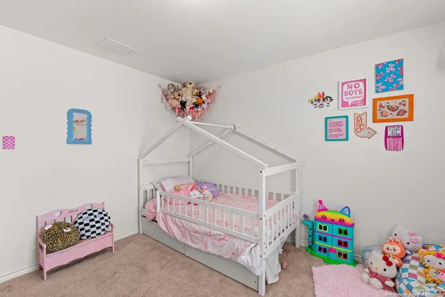 $275,000 | 6583 Runaway Row, Converse, TX 78109