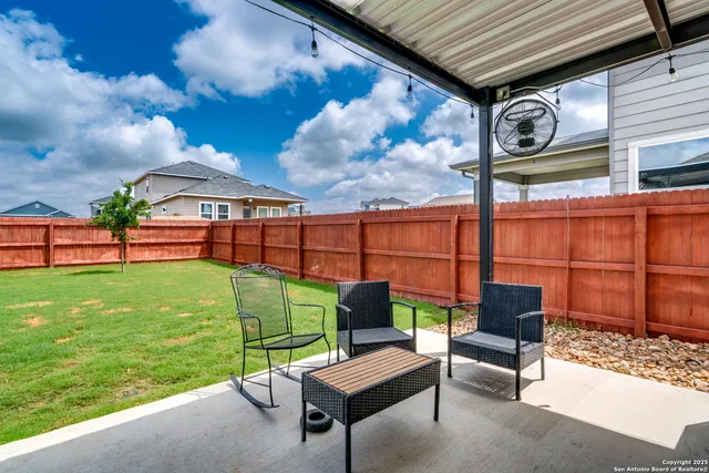 $275,000 | 6583 Runaway Row, Converse, TX 78109