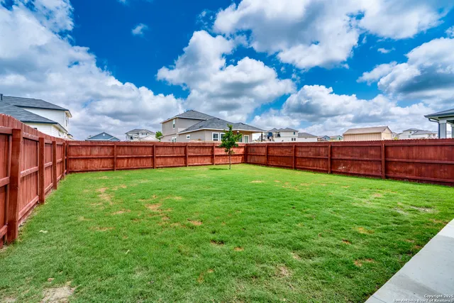 $275,000 | 6583 Runaway Row, Converse, TX 78109