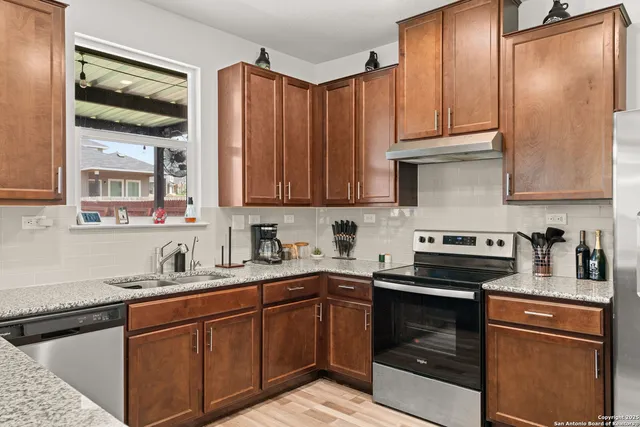 $275,000 | 6583 Runaway Row, Converse, TX 78109