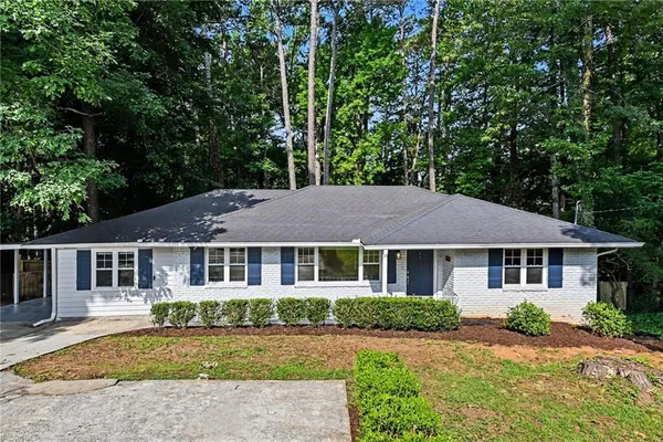 $369,900 | 924 Valley Brook Road, Decatur, GA 30033