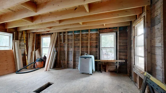 $150,000 | 529 Riverside Drive, Auburn, ME 04210