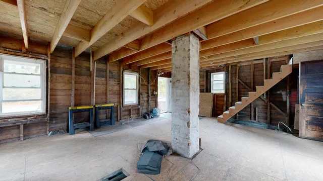 $150,000 | 529 Riverside Drive, Auburn, ME 04210