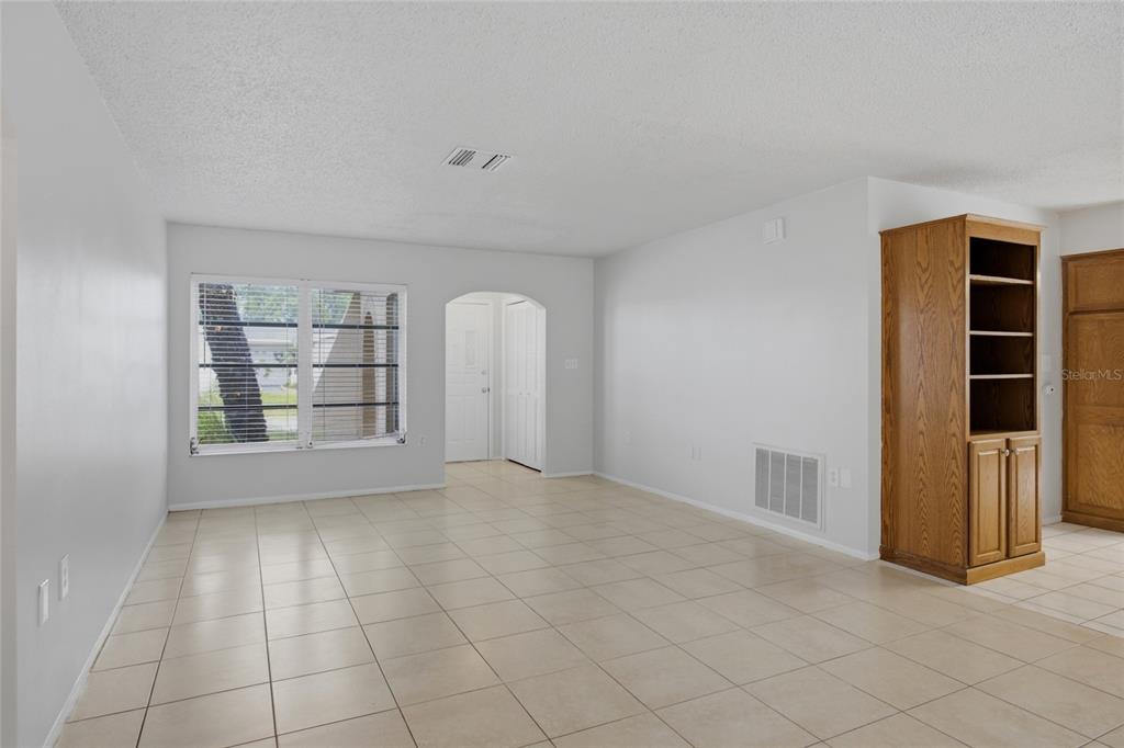 8207 Dedham Drive Port Richey, FL 34668 - Photo 9 of 29 Gallery Image 9