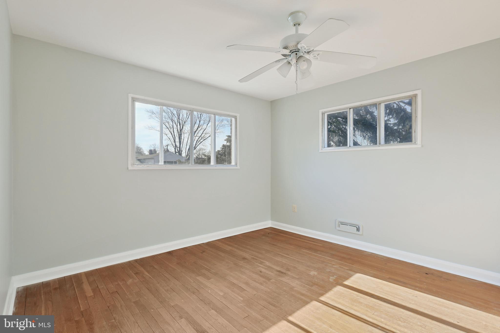922 Prestwood Road Baltimore, MD 21228 - Photo 18 of 30 2nd Bedroom