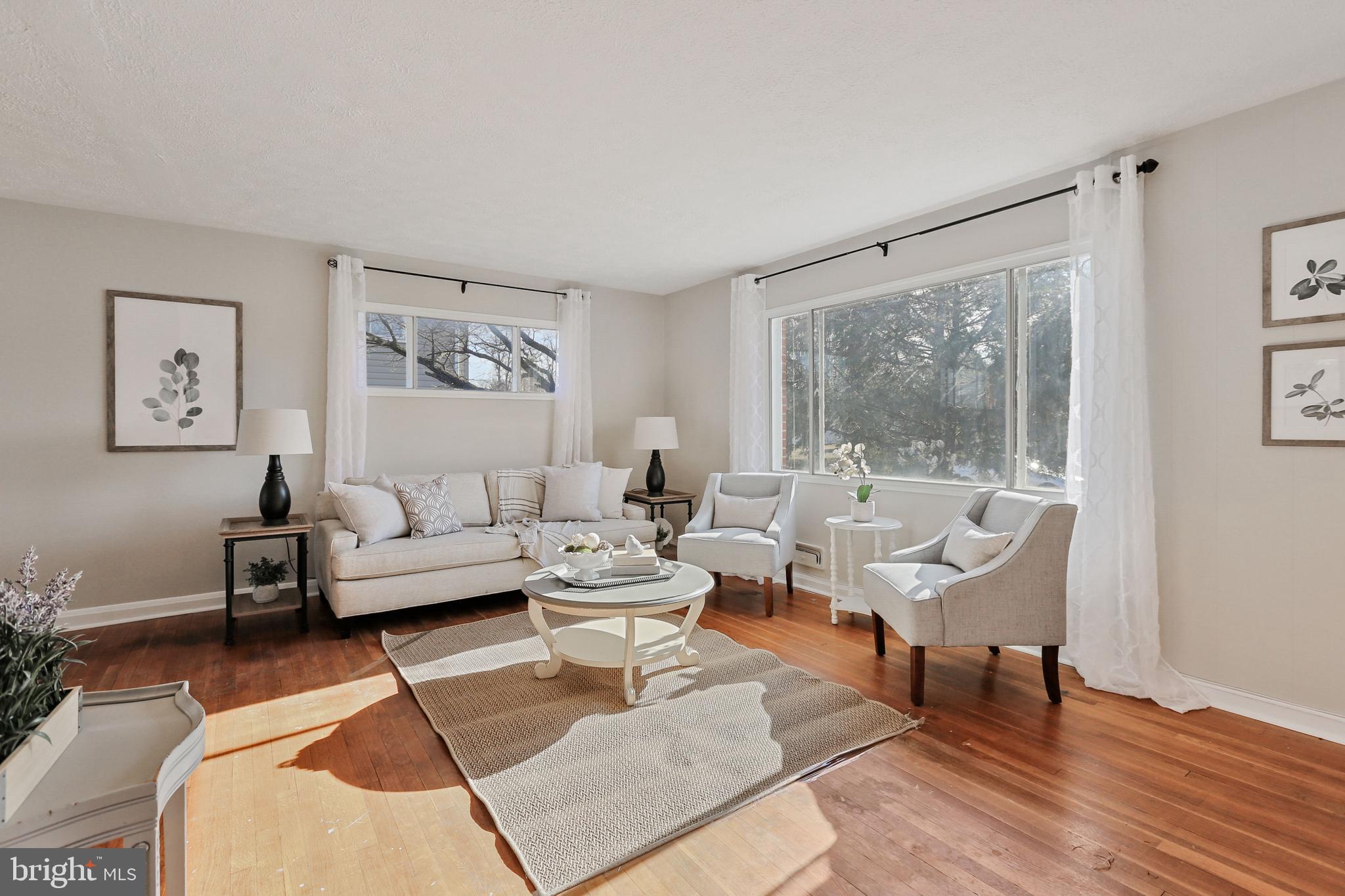 922 Prestwood Road Baltimore, MD 21228 - Photo 3 of 30 So much natural light!