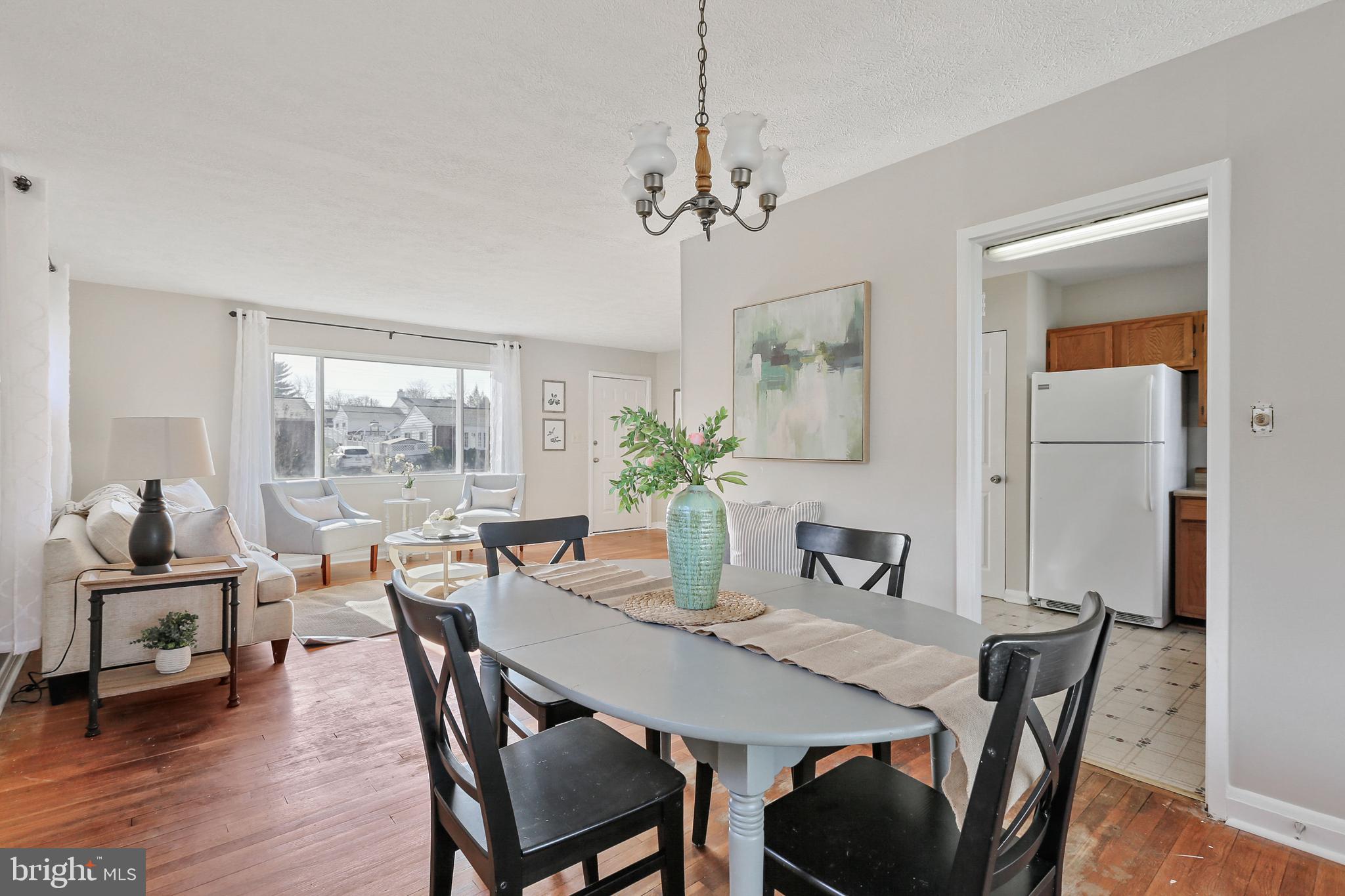 922 Prestwood Road Baltimore, MD 21228 - Photo 30 of 30 Open, practical floor plan