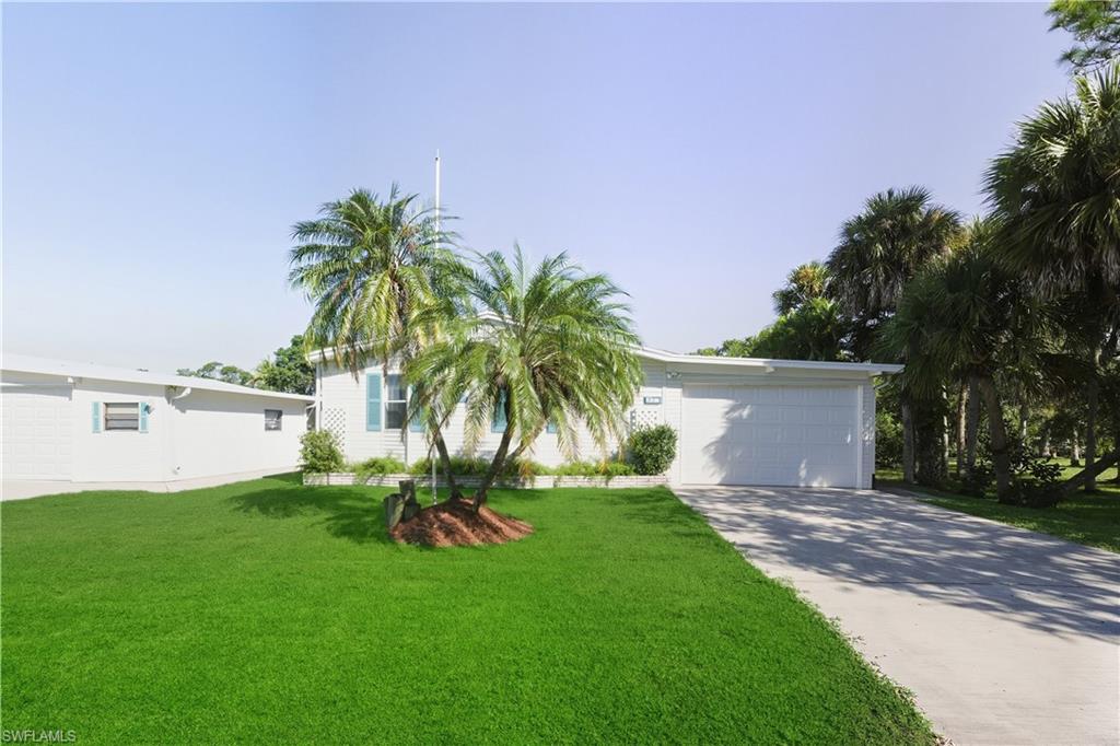 234 Riverwood Road Naples, FL 34114 - Photo 5 of 39 Gallery Image 5