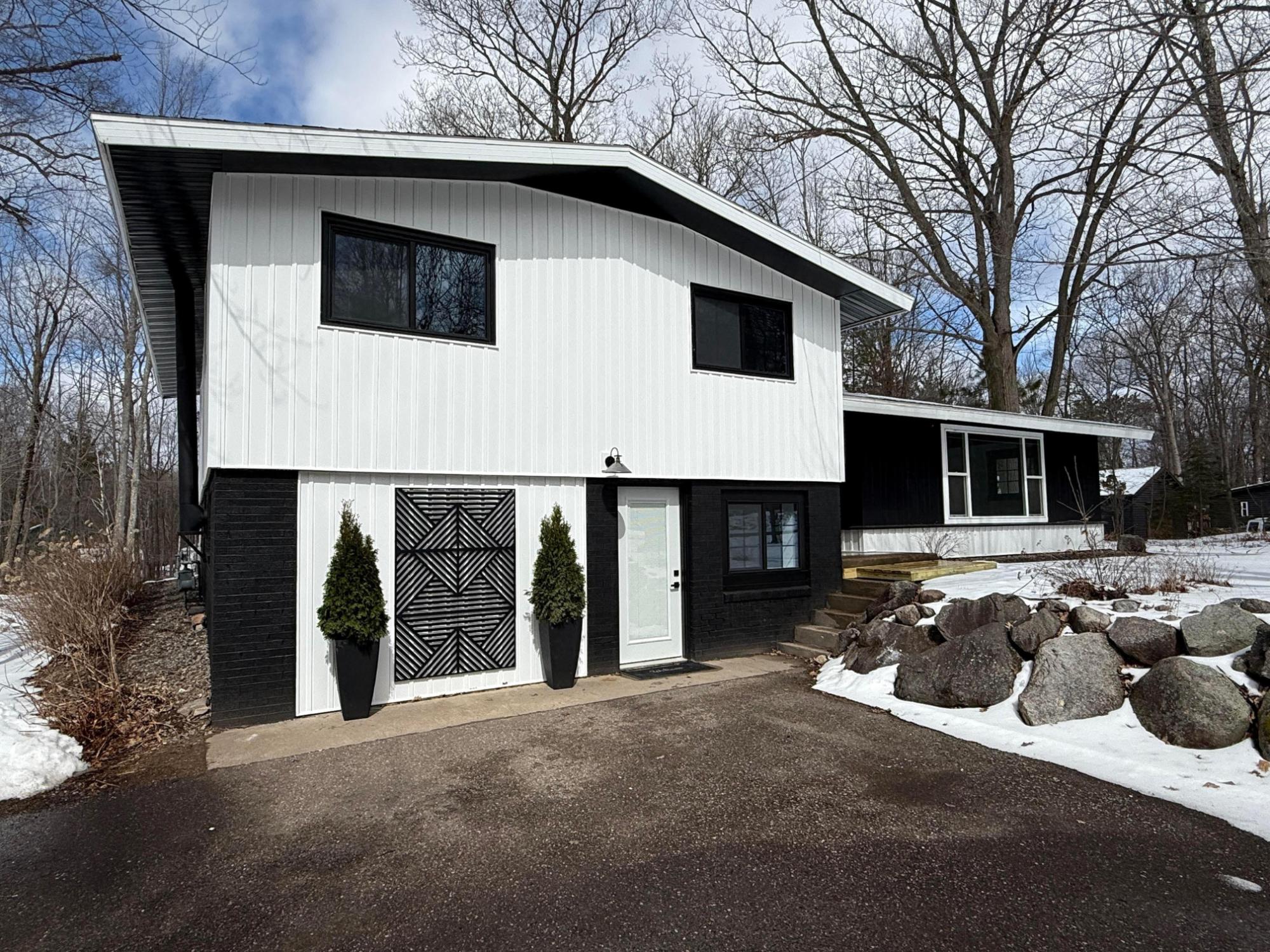 5870 Birch Lane Rhinelander, WI 54501 - Photo 2 of 27 Gallery Image 2