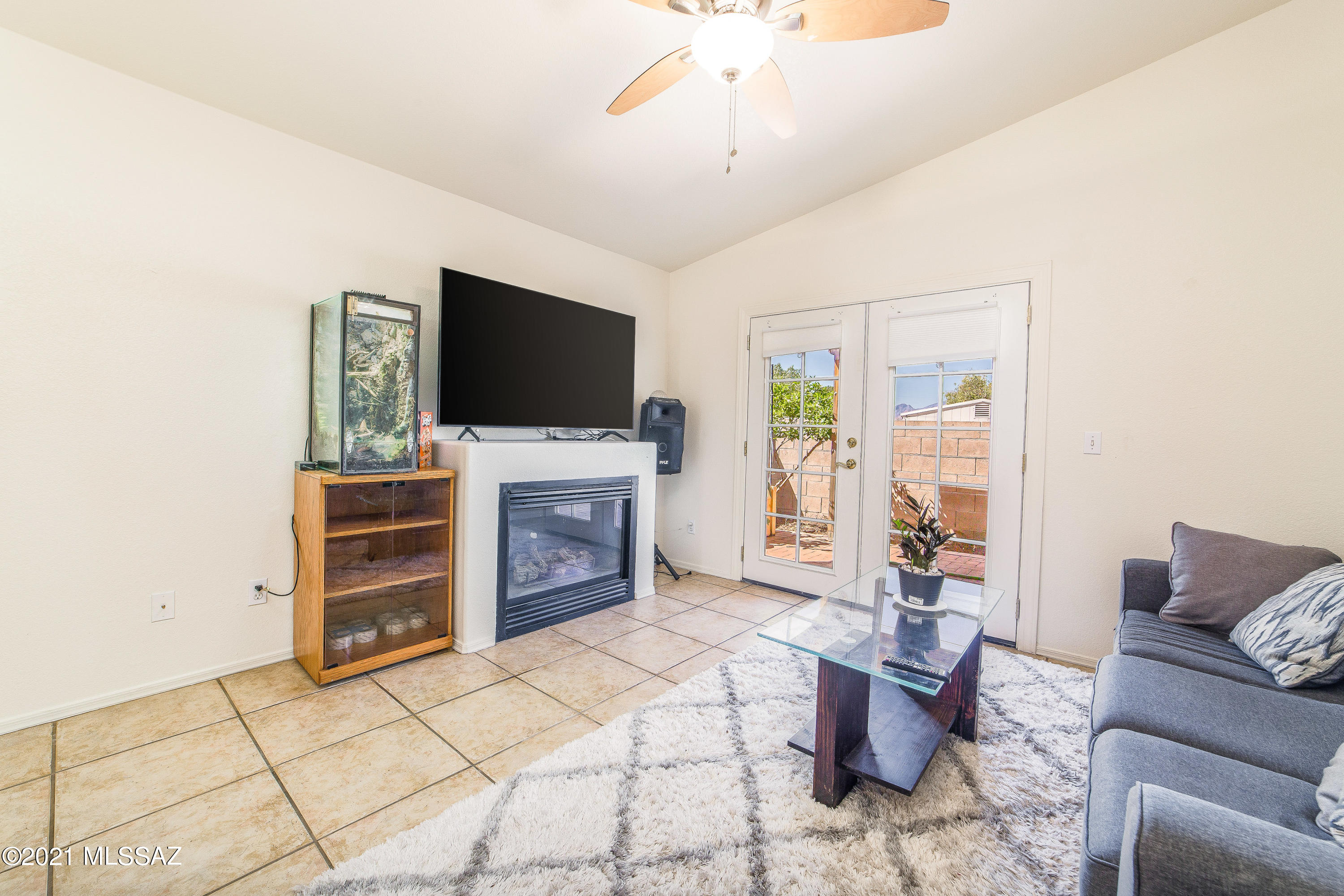 7325 East Cross Ridge Place Tucson, AZ 85710 - Photo 6 of 19