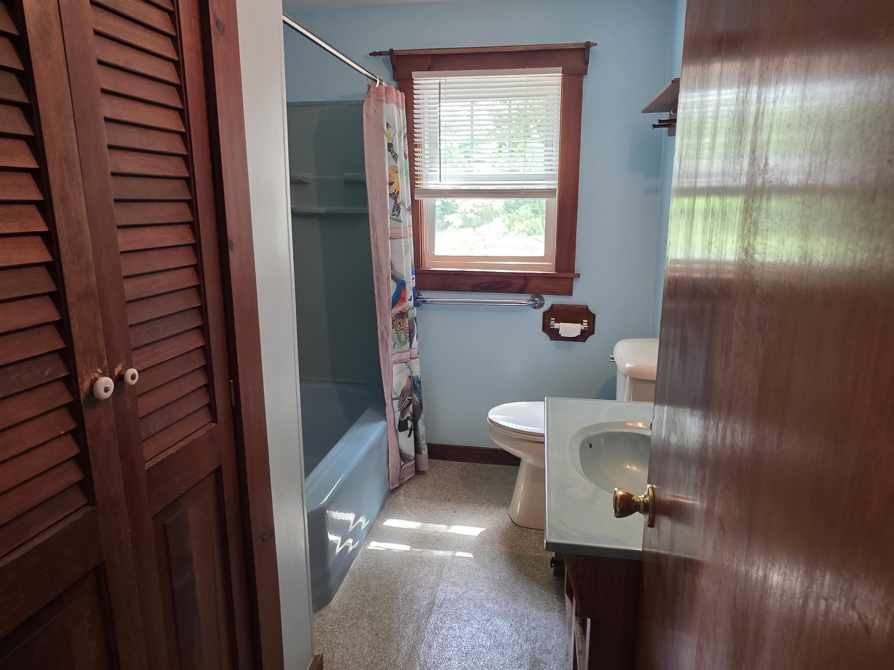 22 Oak Street Rochester, NH 03839 - Photo 9 of 16 Gallery Image 9