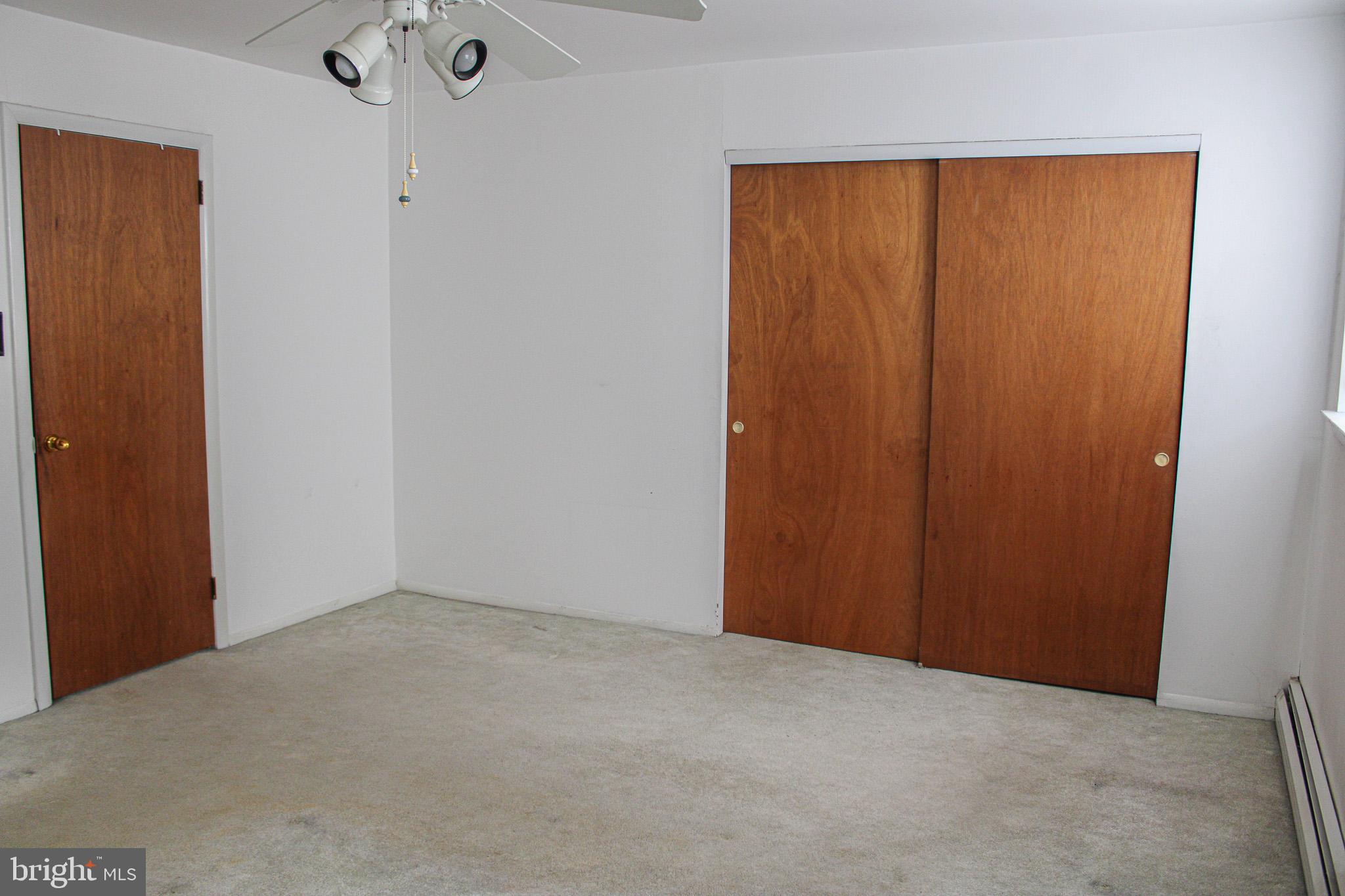 12051 Covert Road Philadelphia, PA 19154 - Photo 12 of 26 Gallery Image 12