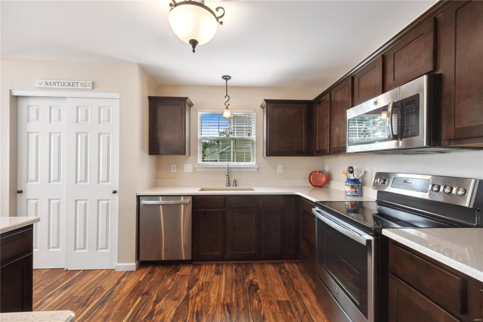 82 South Ridgewynd Court Lake St. Louis, MO 63367 - Photo 13 of 26