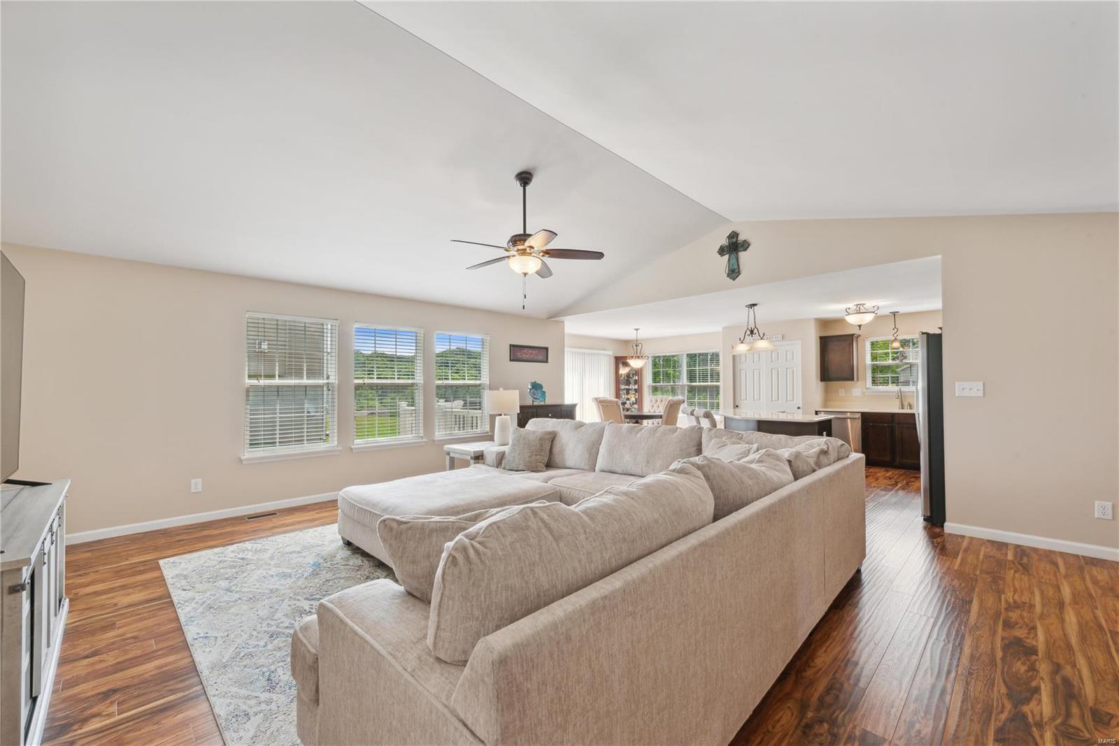 82 South Ridgewynd Court Lake St. Louis, MO 63367 - Photo 6 of 26