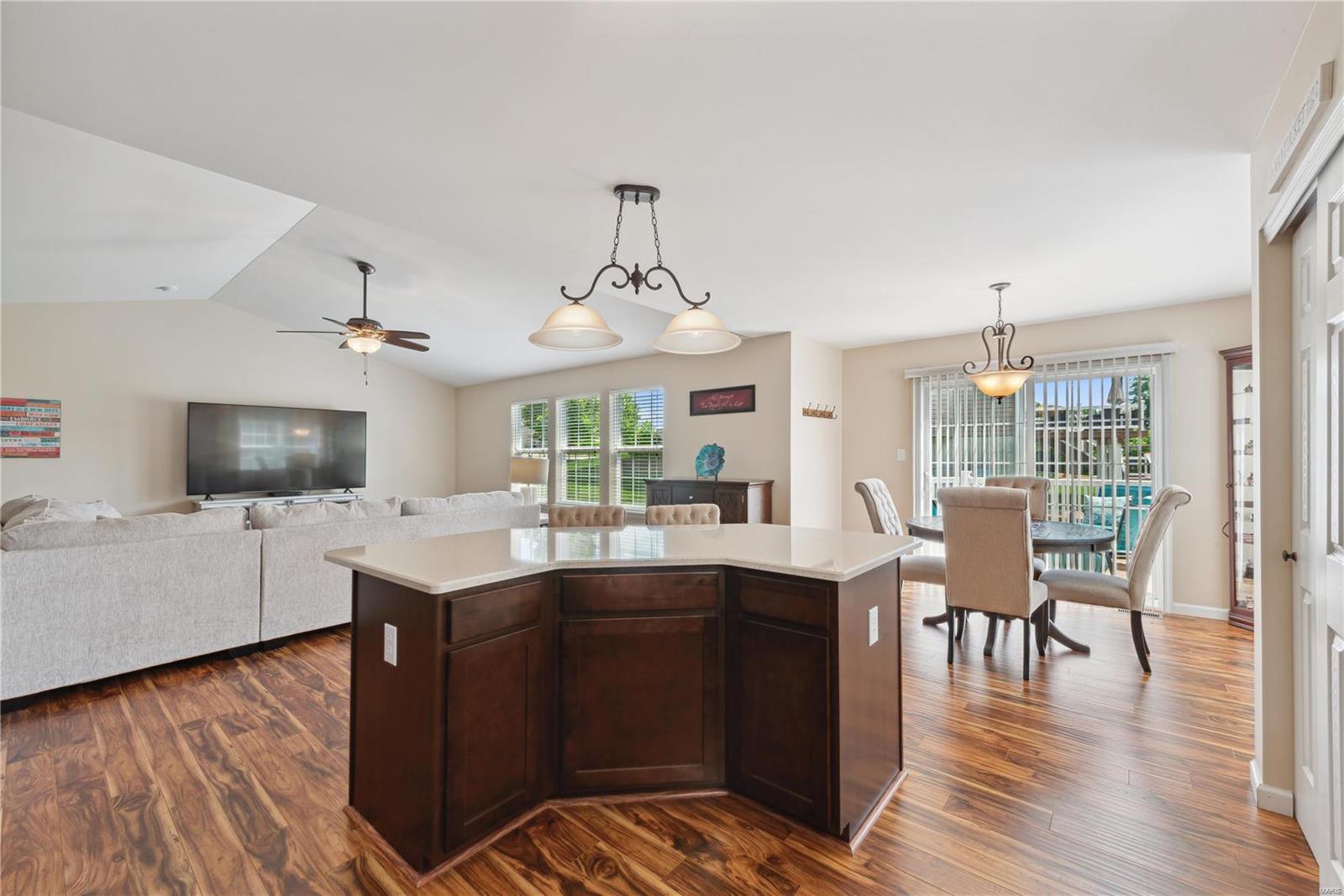 82 South Ridgewynd Court Lake St. Louis, MO 63367 - Photo 9 of 26