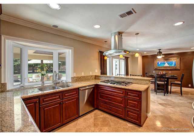 16764 Martincoit Road Poway, CA 92064 - Photo 11 of 25