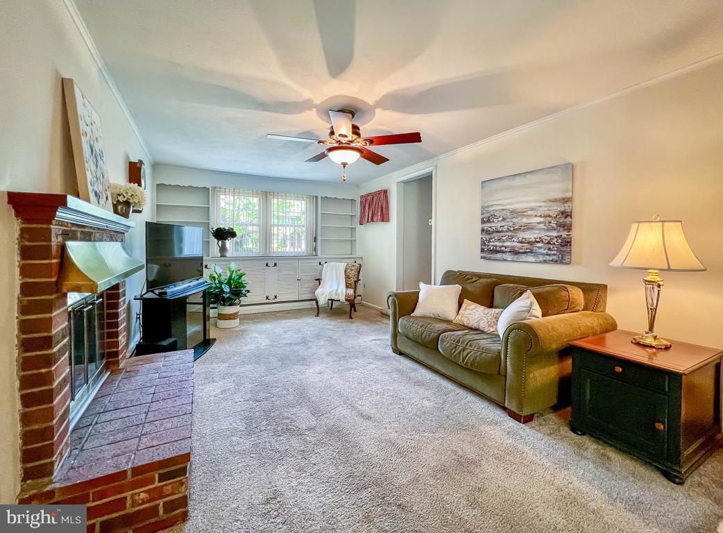 1117 Roelofs Road Yardley, PA 19067 - Photo 13 of 34 Family Room